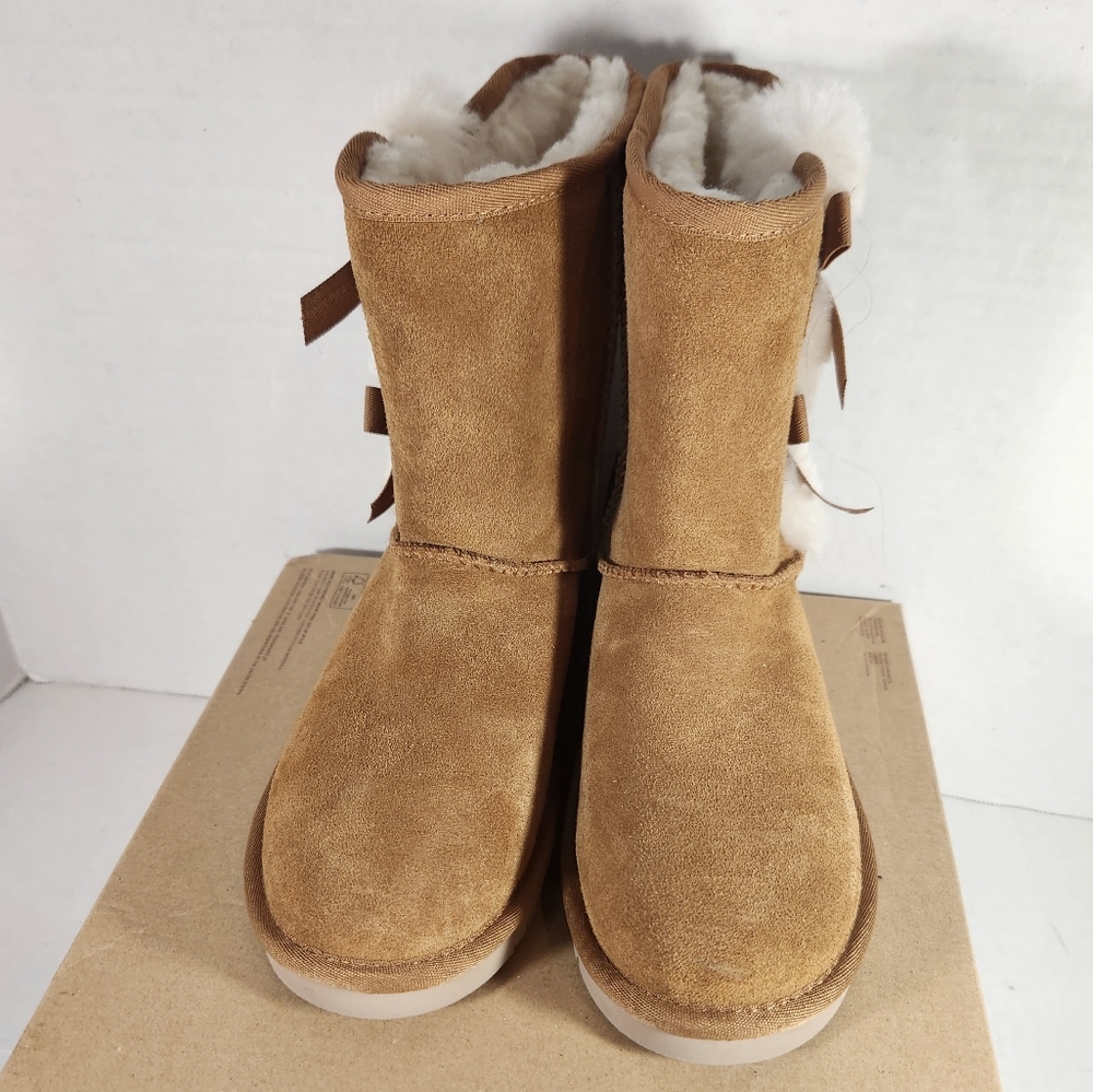 NWT Women's Koolaburra by UGG Victoria Short Bootie - Picture 2 of 13